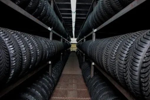 Lastik Oteli (Lastik Saklama Hizmeti) - HIZIR OTO KADIKÖY’den  resmi